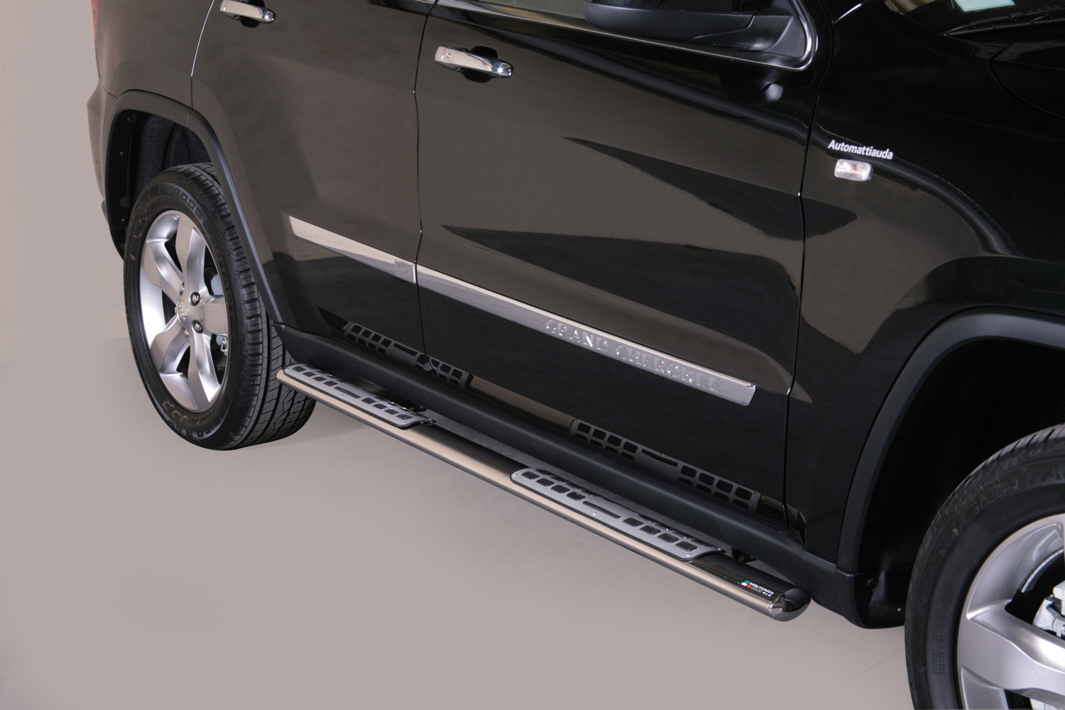 TUBES MARCHE PIEDS OVALE INOX  DESIGN JEEP GRAND CHEROKEE 2011+