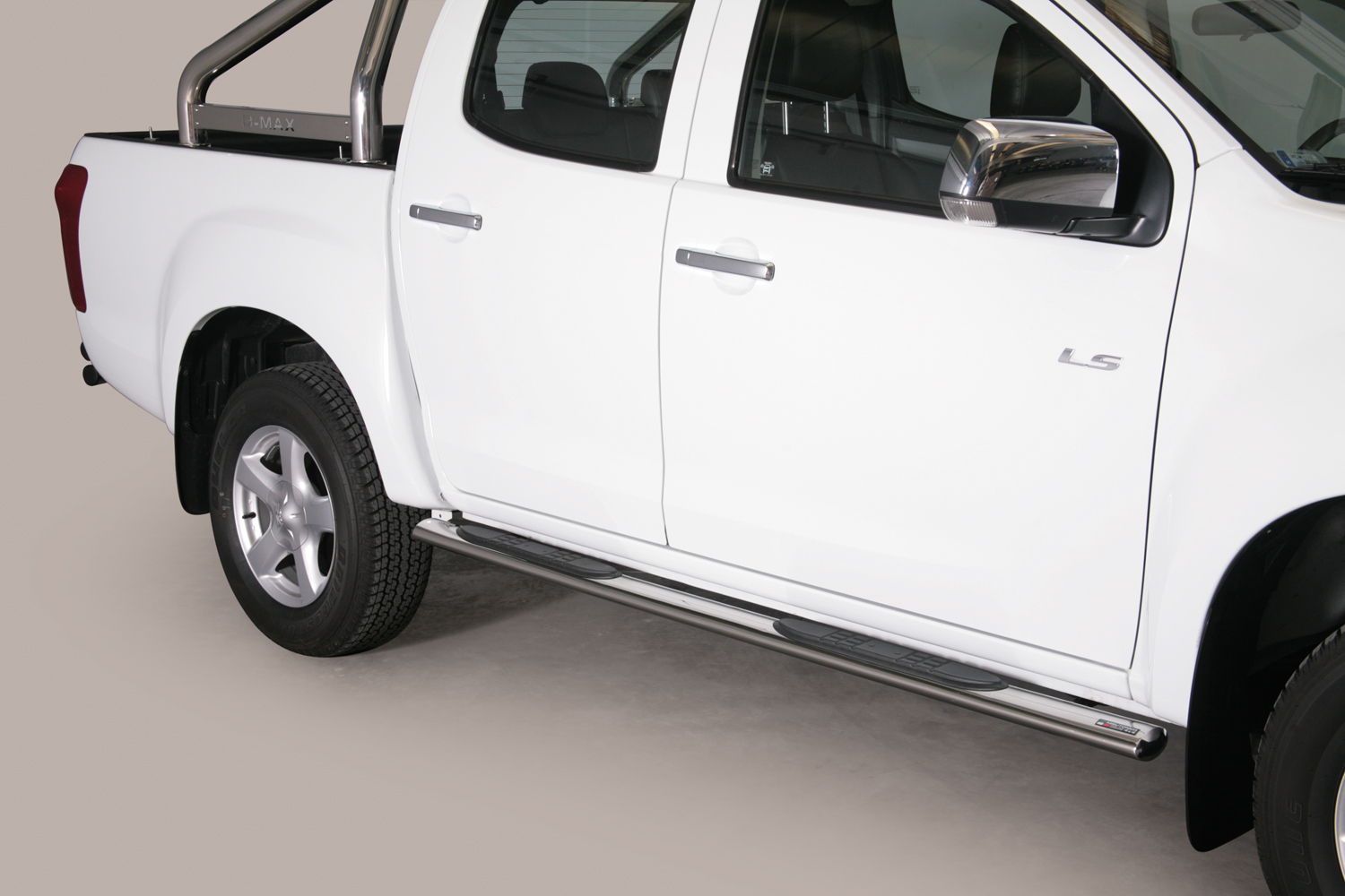 TUBES MARCHE PIEDS OVALE INOX  Ø 76 ISUZU DMAX 2012/2020 DOUBLE CAB