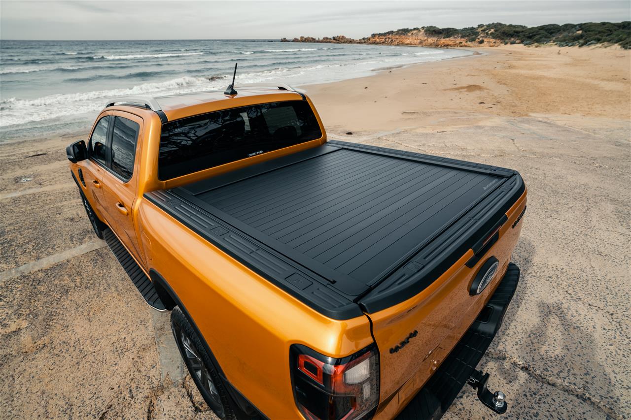 ROLL COVER ELECTRIQUE MTC DOUBLE CABINE NOIR FORD RANGER/ VOLKSWAGEN AMAROK 2023+