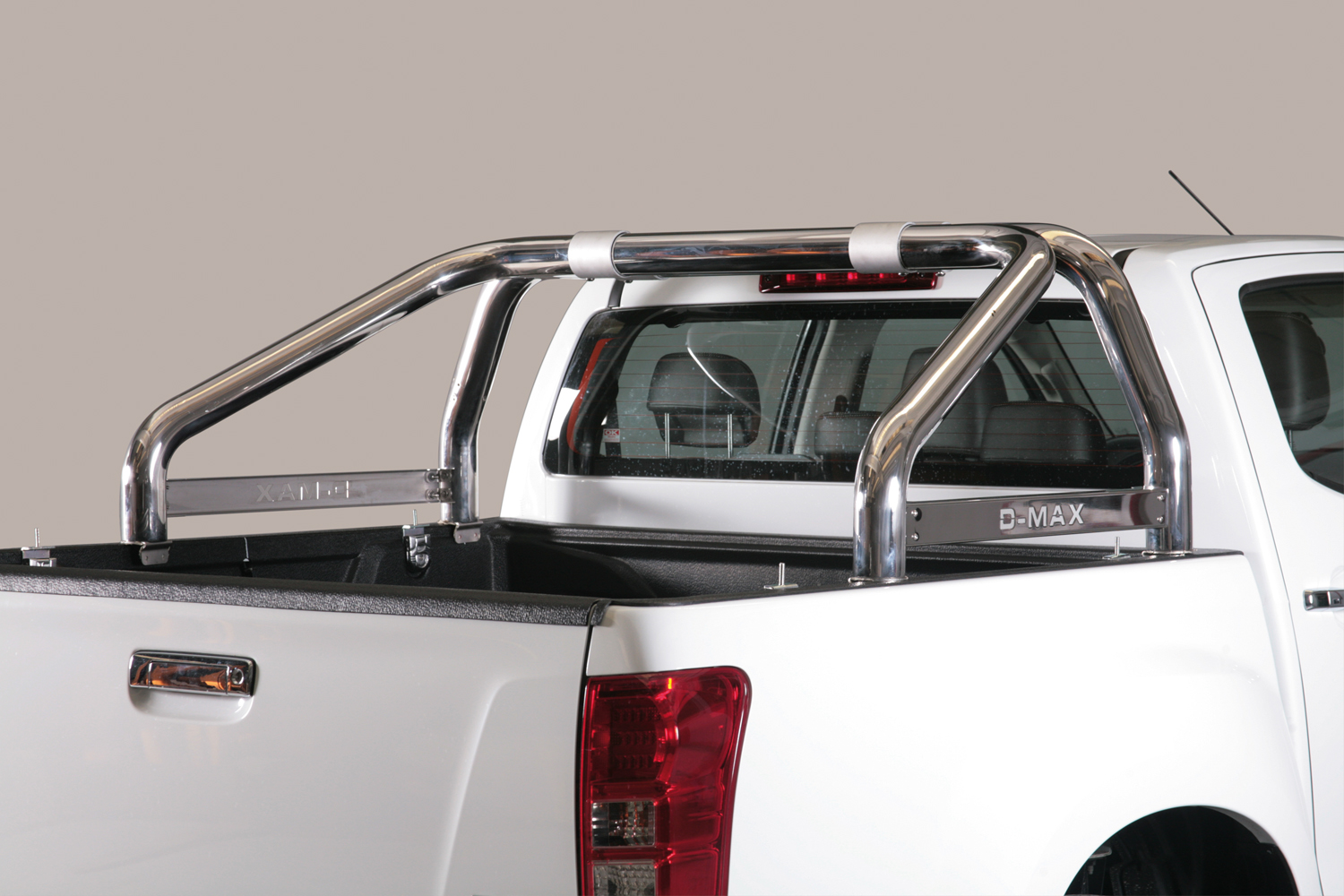 ROLL BAR INOX DOUBLE TUBE Ø 76 ISUZU DMAX 2012/2020 - AVEC PLAQUES LATERALES