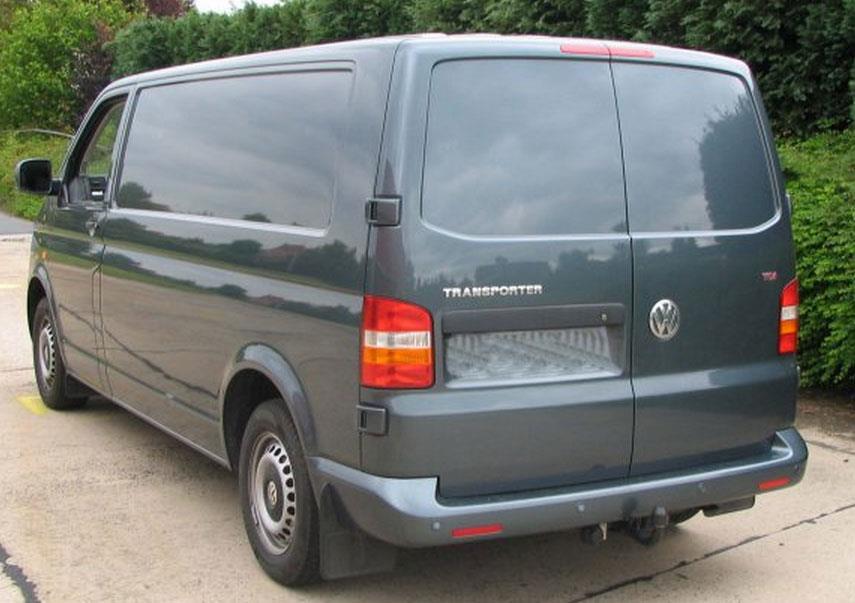 ATTELAGE VW TRANSPORTER T5 (avec capt. de recul. tolé) 05.2003+ (CDC)