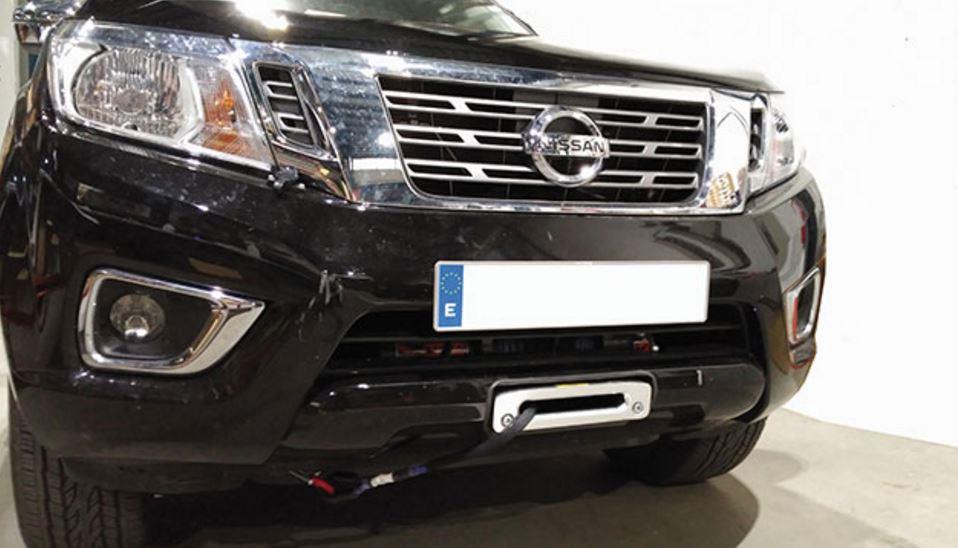 SUPPORT DE TREUIL NISSAN NP300 2016+