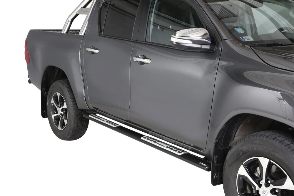 TUBES MARCHE PIEDS OVALE NOIR DESIGN NISSAN NP300 2016+ DOUBLE CAB