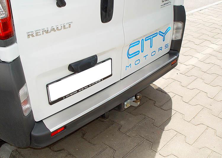 PLAQUE INOX PROTECTION PARE-CHOC ARRIERE RENAULT TRAFIC 2007+